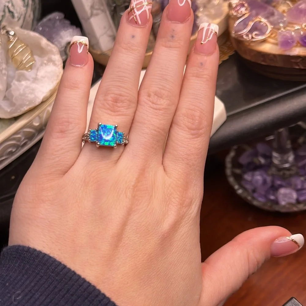 Opal ring - Picture 4 of 7